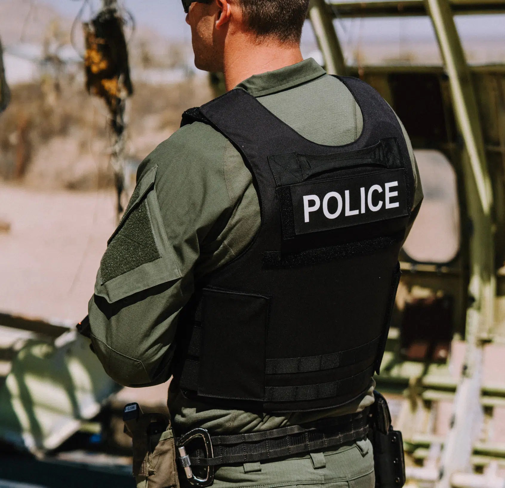 Livewire Vest MOLLE detail — load-bearing Level IIIA law enforcement body armor — Ace Link Armor