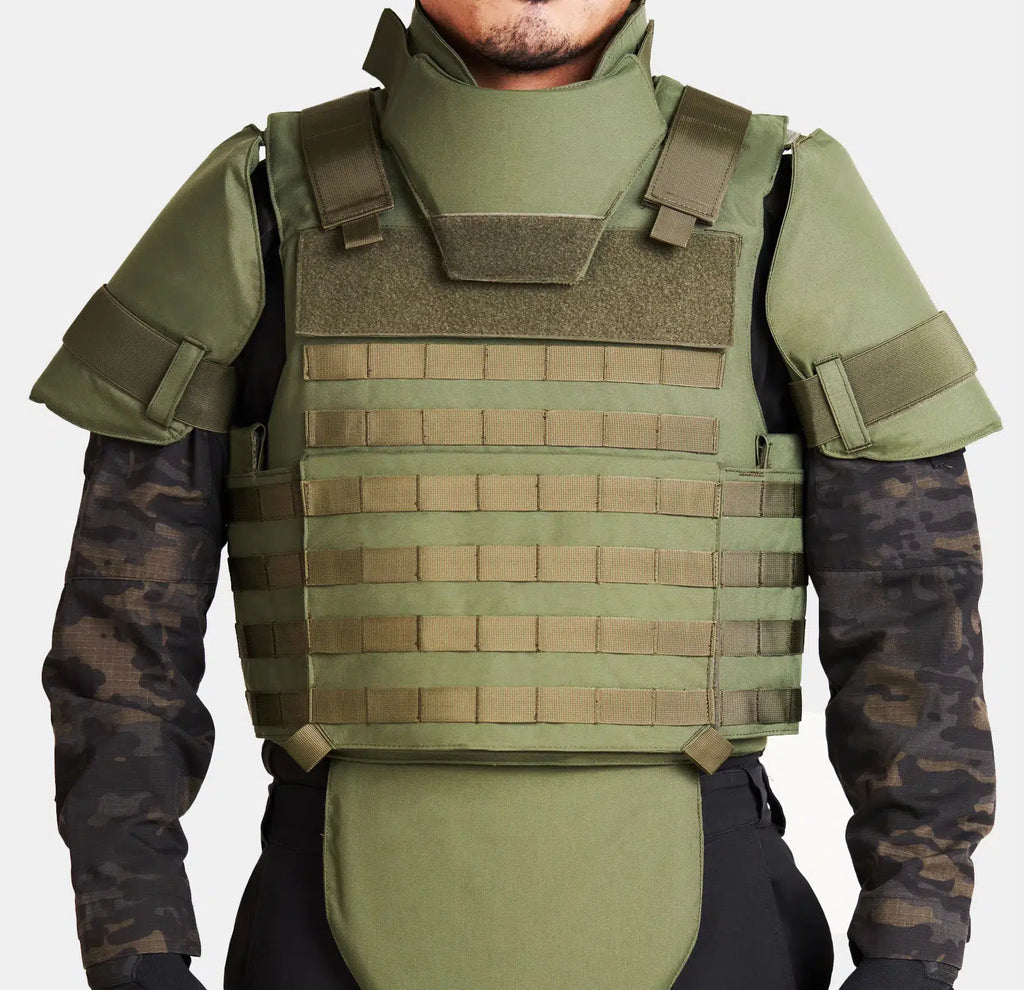 M.S.O.V. Vest detail shot — Level IIIA full body coverage tactical body armor for SWAT — Ace Link Armor