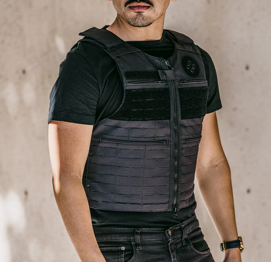 Patrol LC Vest profile detail — streamlined Level IIIA police duty body armor — Ace Link Armor