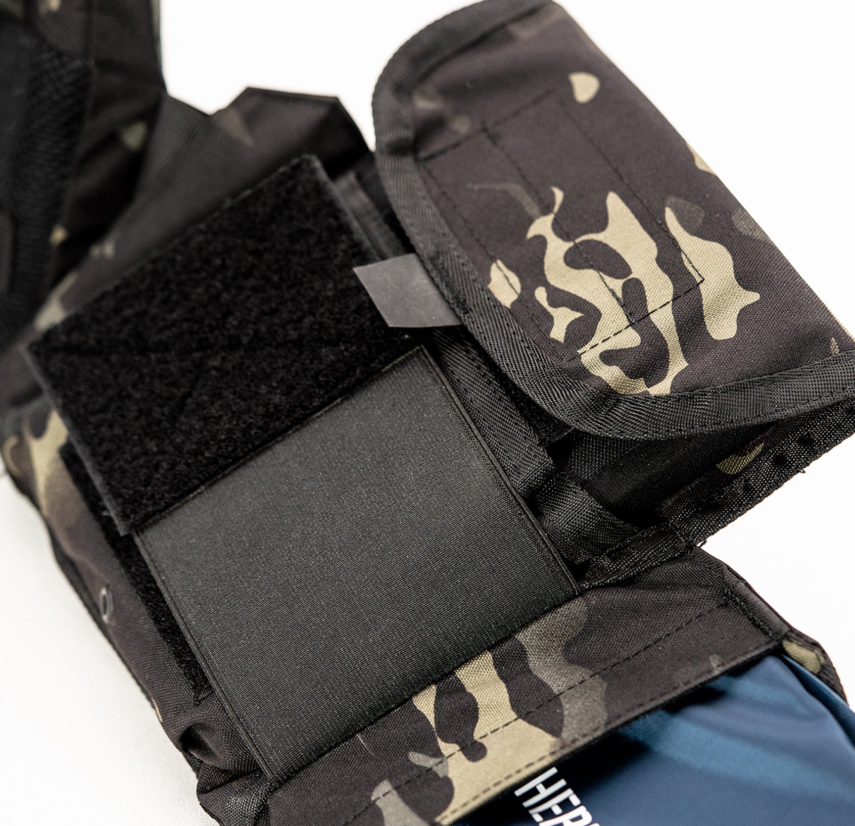 Quad Ultra 2.0 Plate Carrier for 11x14 Armor Plates — detail shot — Ace Link Armor