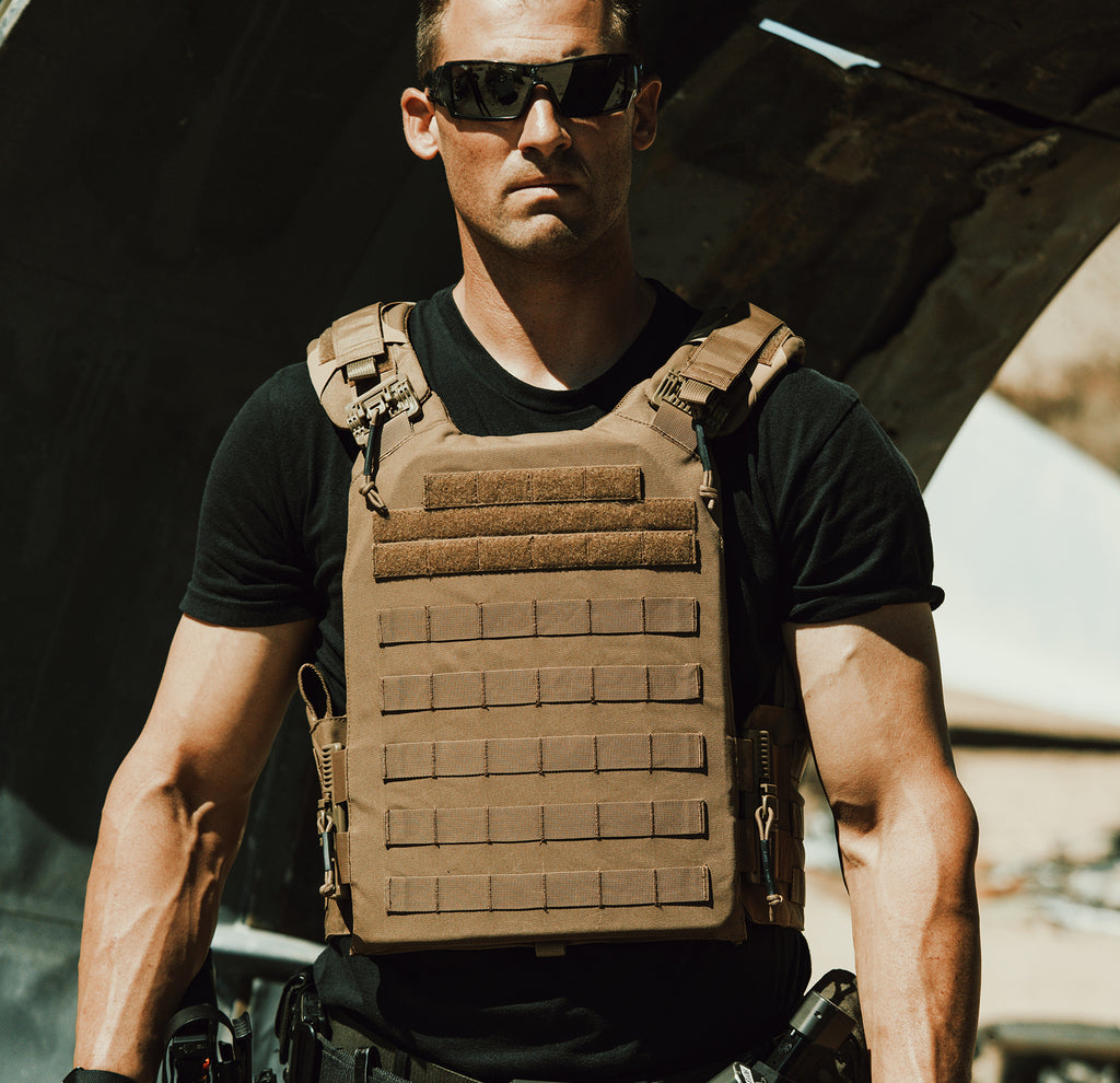 Quad Ultra 2.0 Plate Carrier for 11x14 Armor Plates — side view — Ace Link Armor