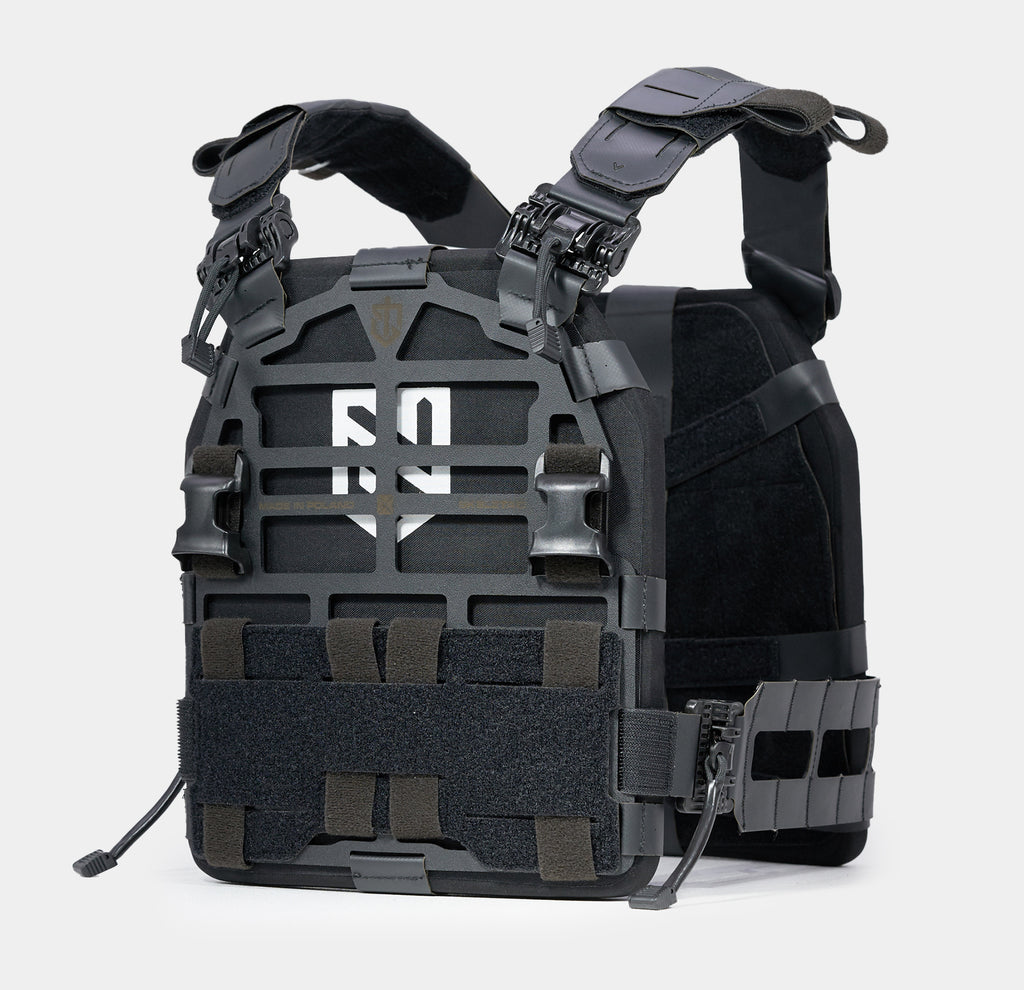 SKELETAC Modular Lightweight Plate Carrier — detail shot — Ace Link Armor
