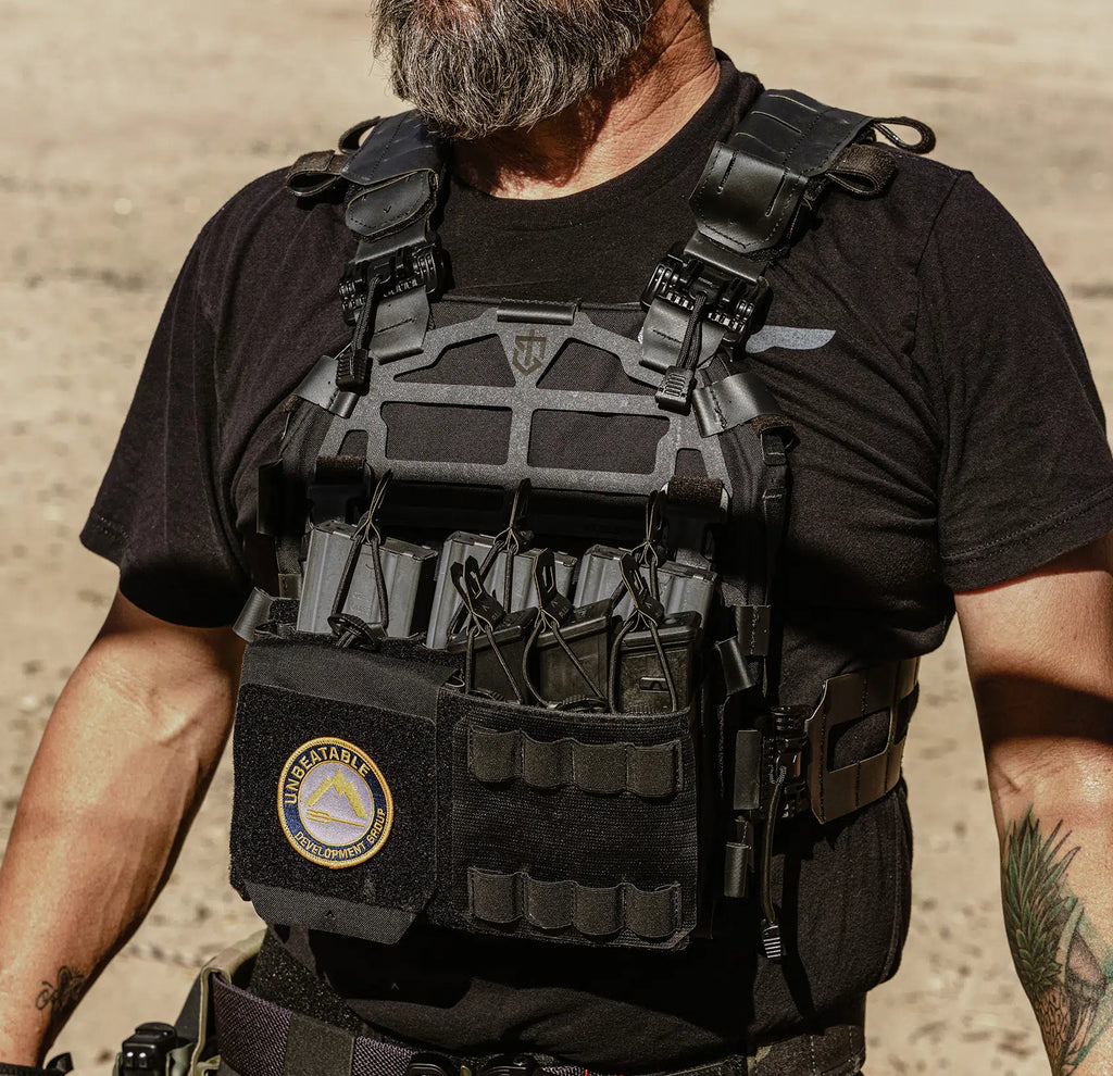 SKELETAC Modular Lightweight Plate Carrier — accessories view — Ace Link Armor