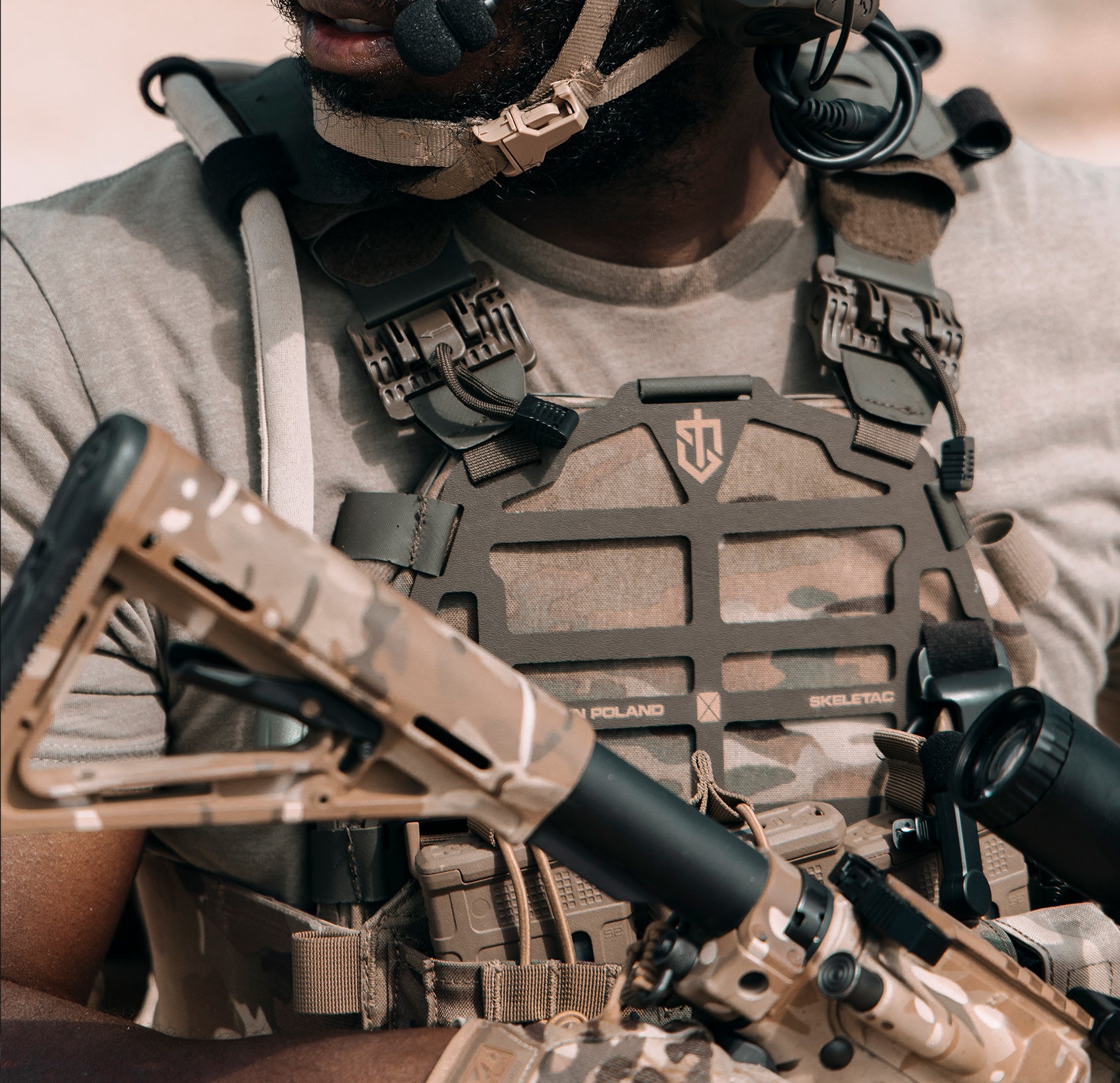 SKELETAC Modular Lightweight Plate Carrier — shoulder strap detail — Ace Link Armor