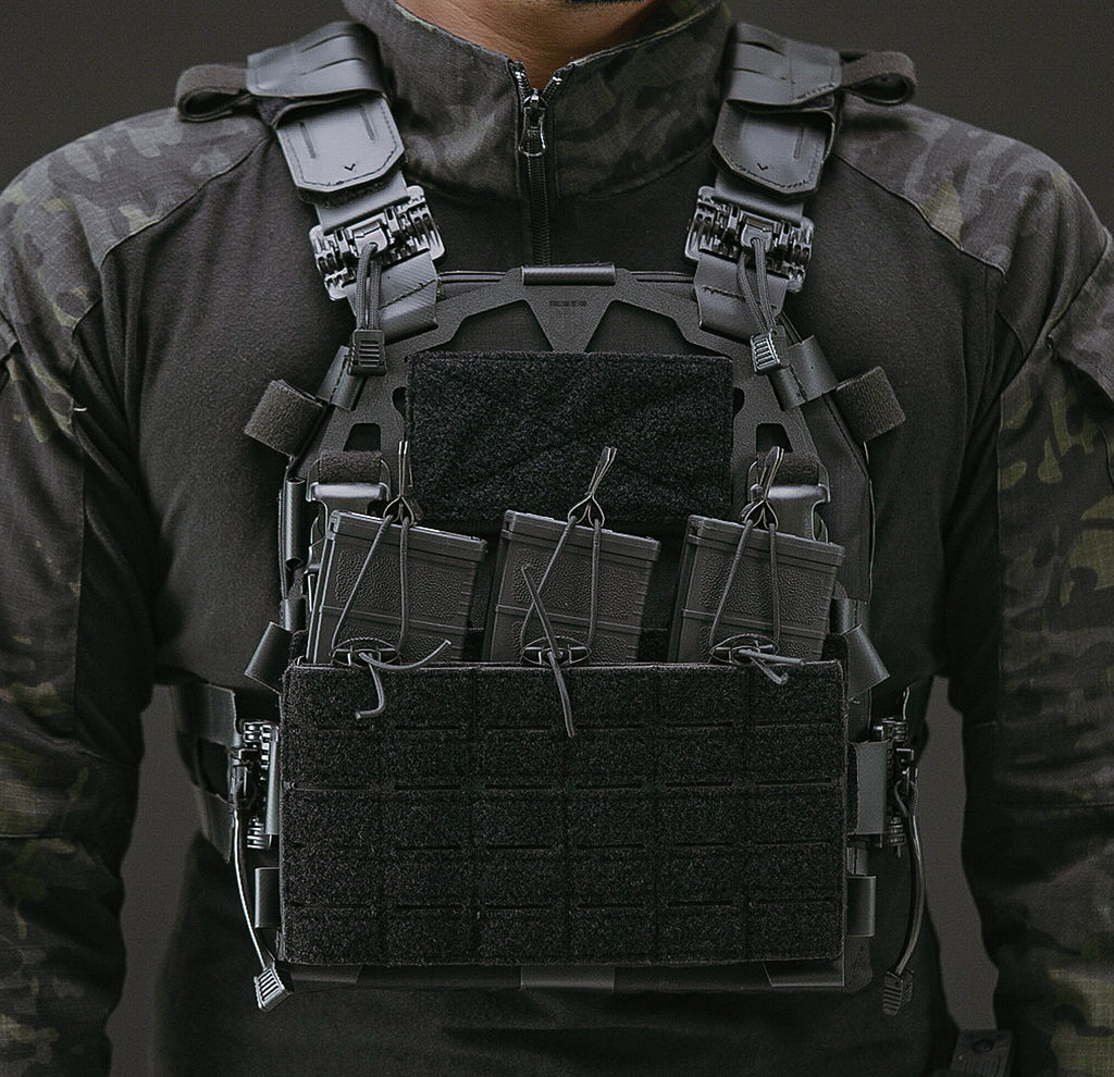 SKELETAC Modular Lightweight Plate Carrier — MOLLE detail — Ace Link Armor